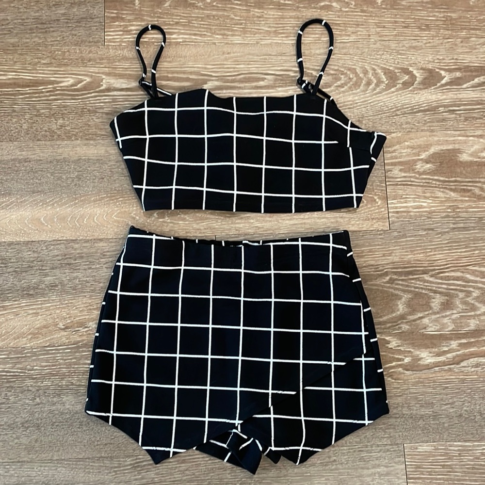 geometric striped matching crop top & skirt set